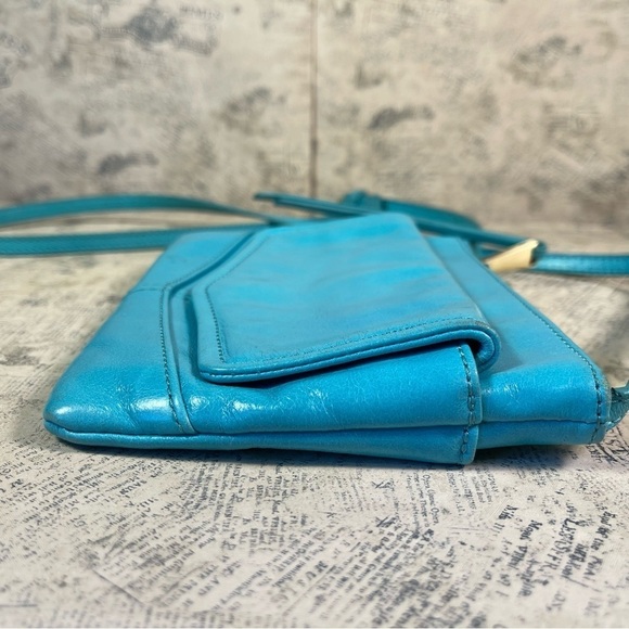 HOBO mini crossbody leather bag - Picture 5 of 14